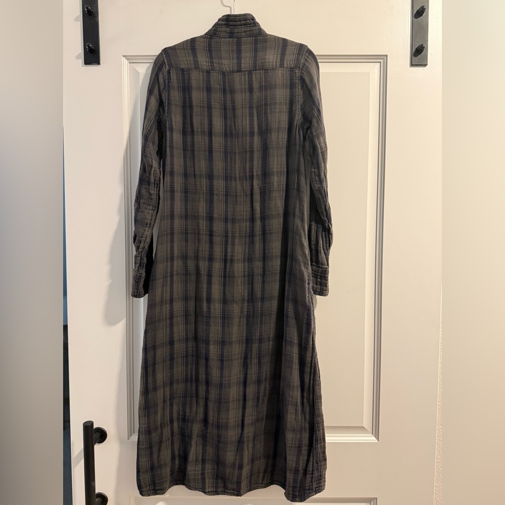 CP Shades Lava Plaid Flannel Dress Size XS - Picture 3 of 4